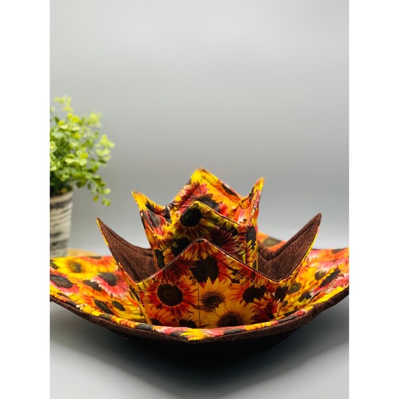 Set of Three Sizes, Microwave Soup Bowl Cozy, Dinner Plate, Pint Size Sunflower - Picture 1 of 9